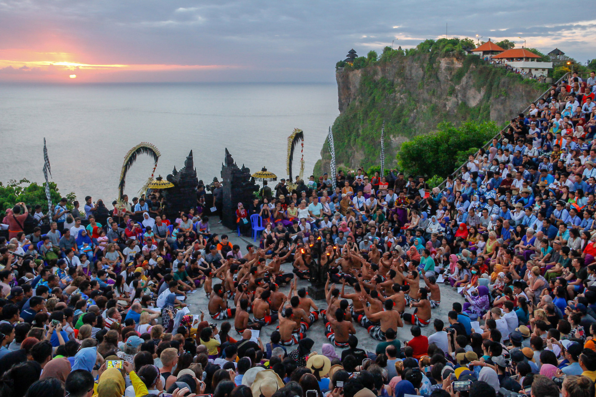 kecak dance uluwatu