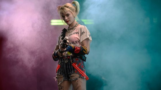 Birds of Prey and The Fantabulous Emancipation of One Harley Quinn