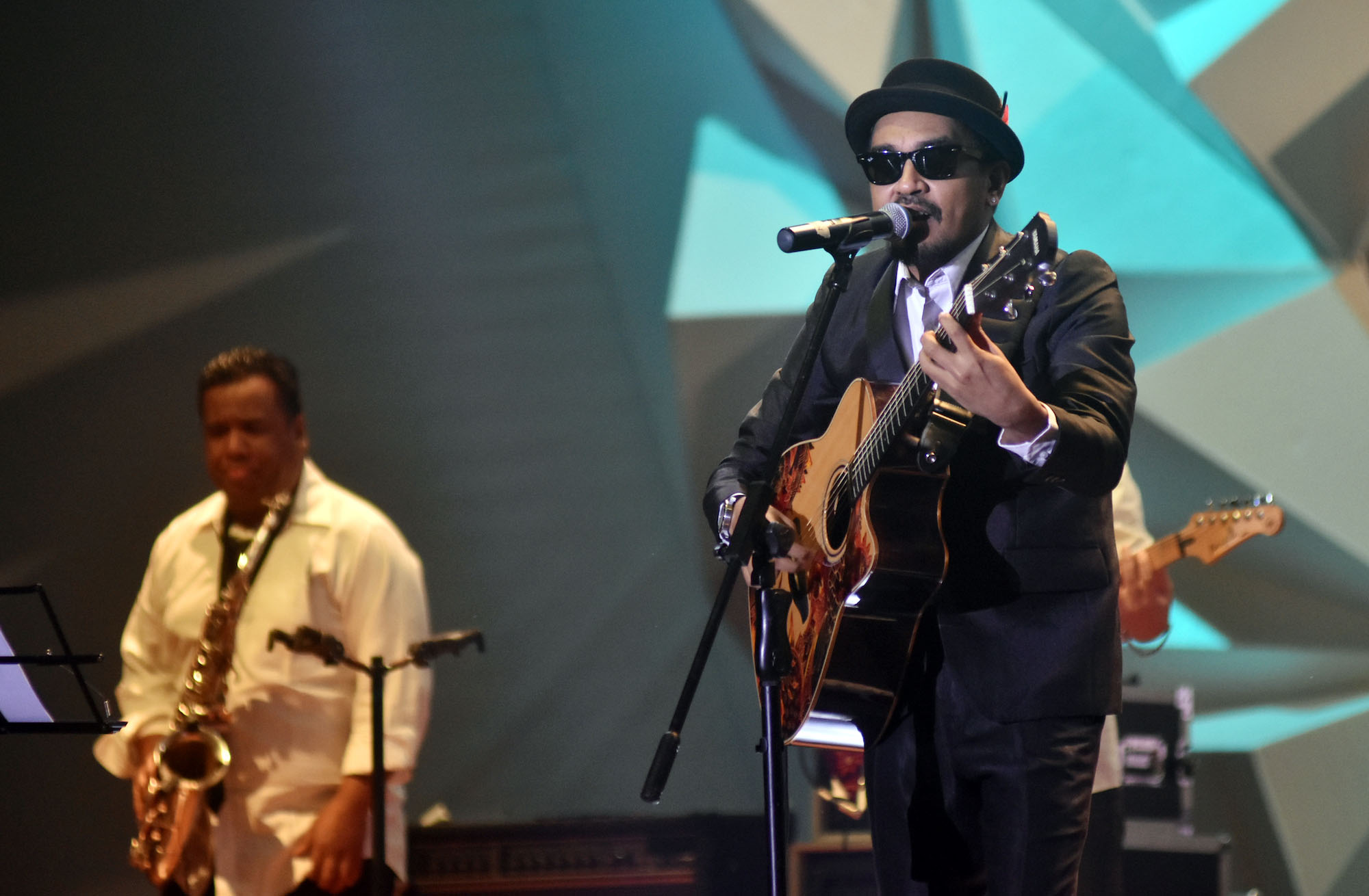 Glenn Fredly Ambon Kota Musik