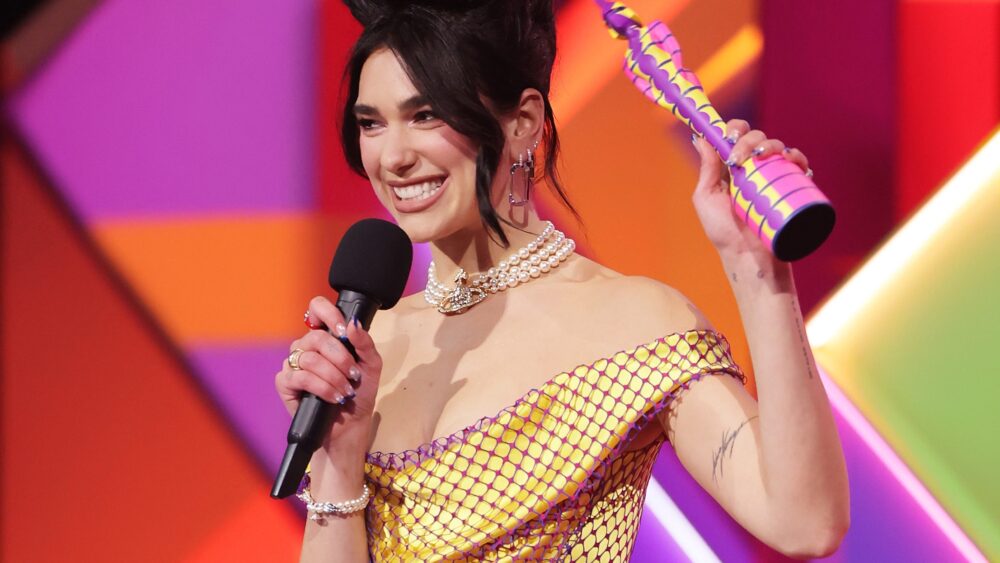 dua lipa brit awards 2021