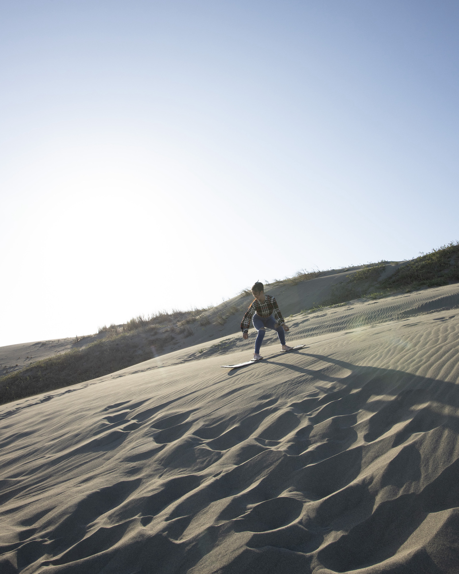 Sandboarding di Paoay Sand Dunes