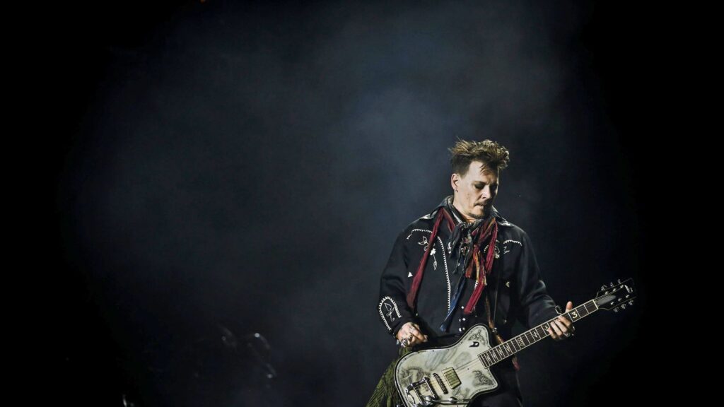 Hollywood Vampire - Johnny Depp