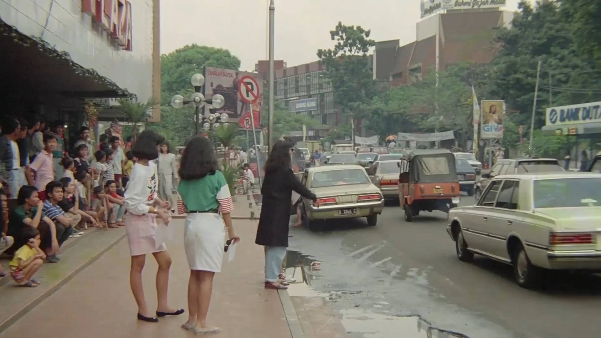 Blok M (Bakal Lokasi Mejeng): Fenomena Lokasi Mejeng Anak Muda Jakarta 80-an