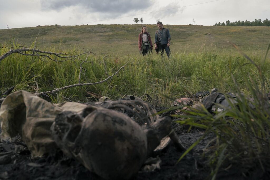 The Last of Us - Bella Ramsey and Pedro Pascal